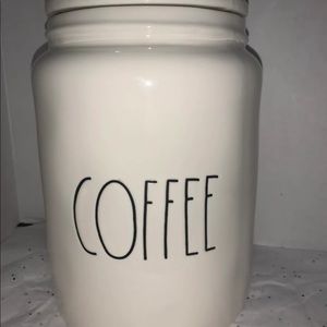 Meet your Posher, Chrisy